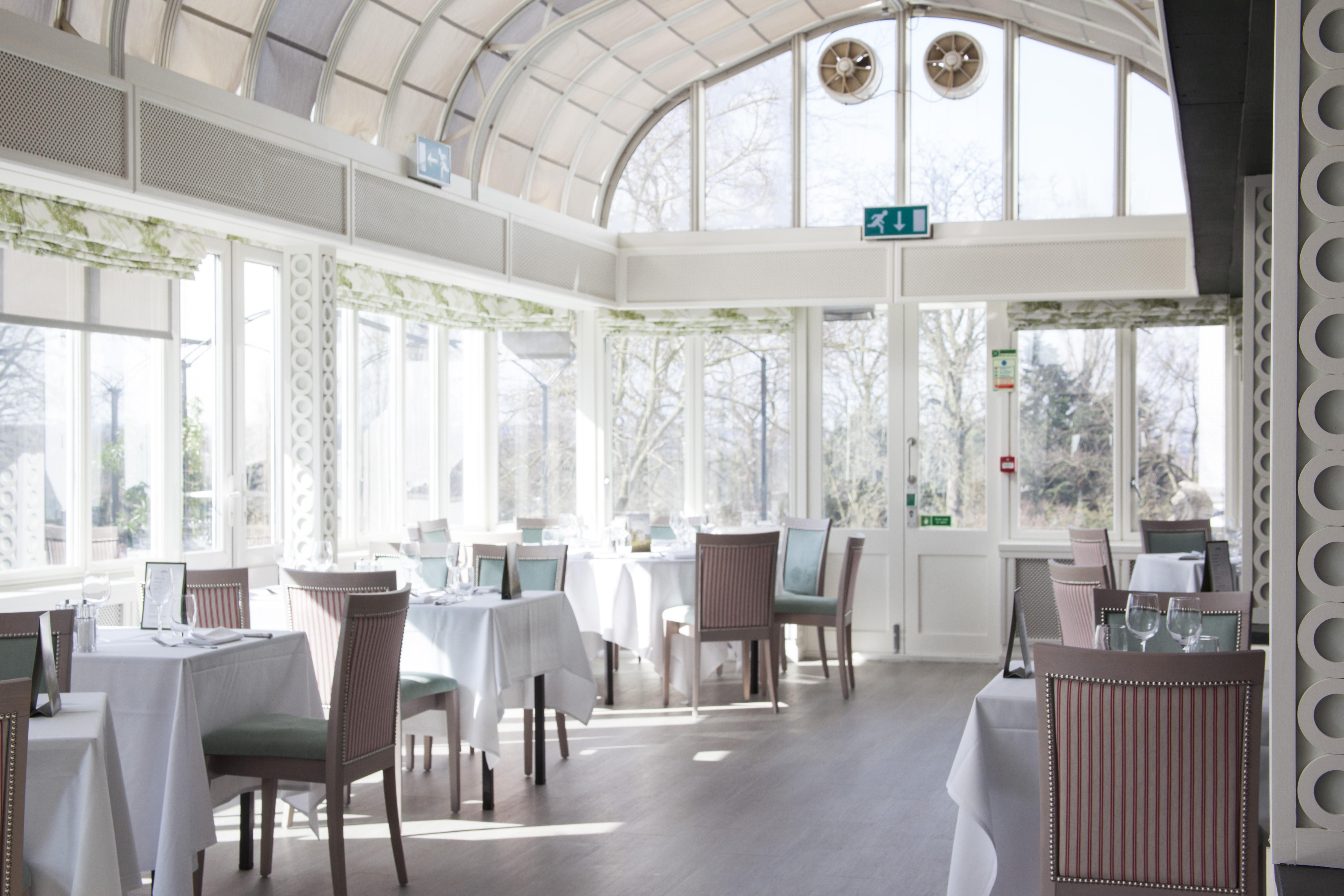 Bromley Court Hotel London Exterior photo