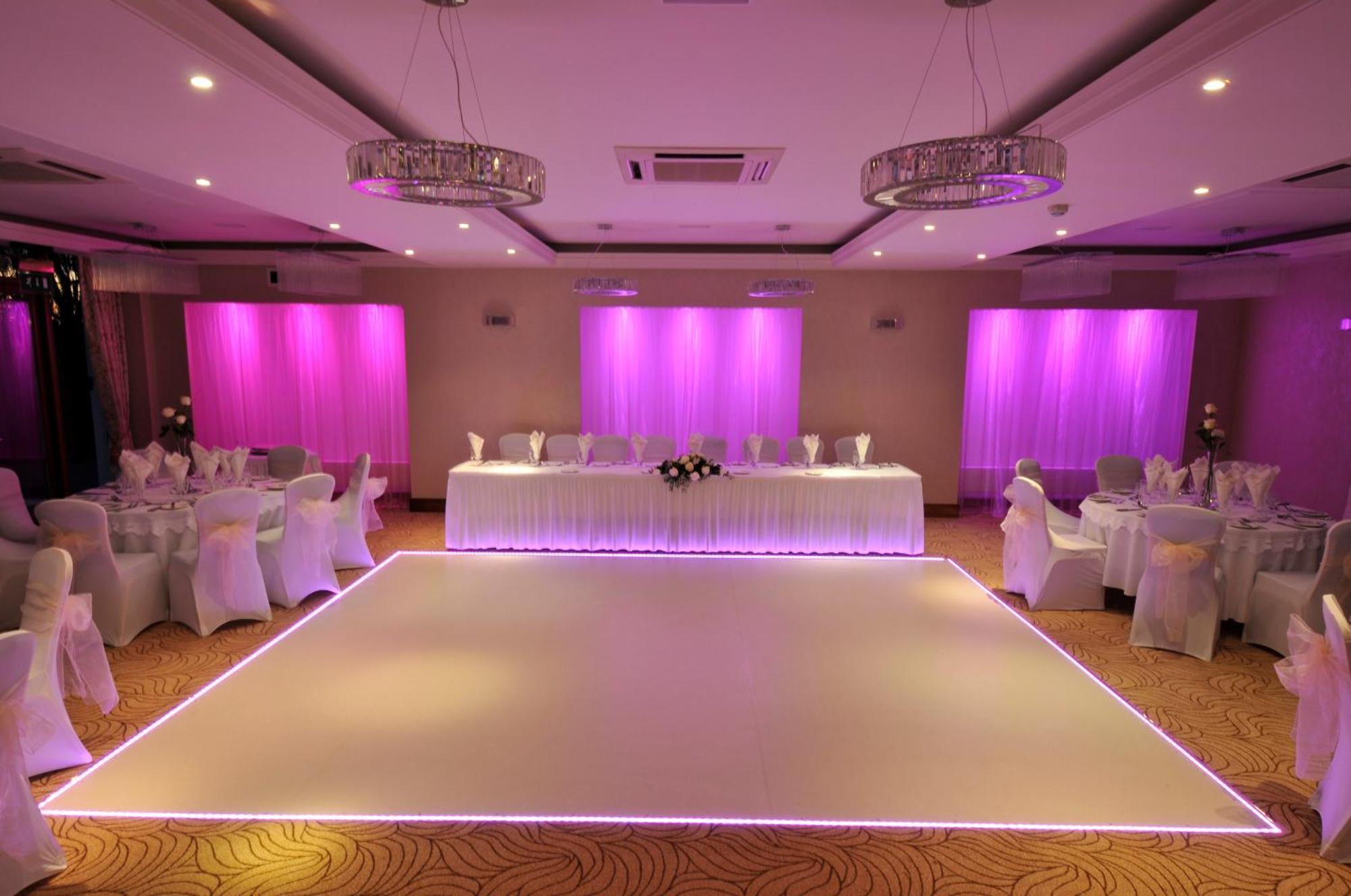 Bromley Court Hotel London Facilities photo