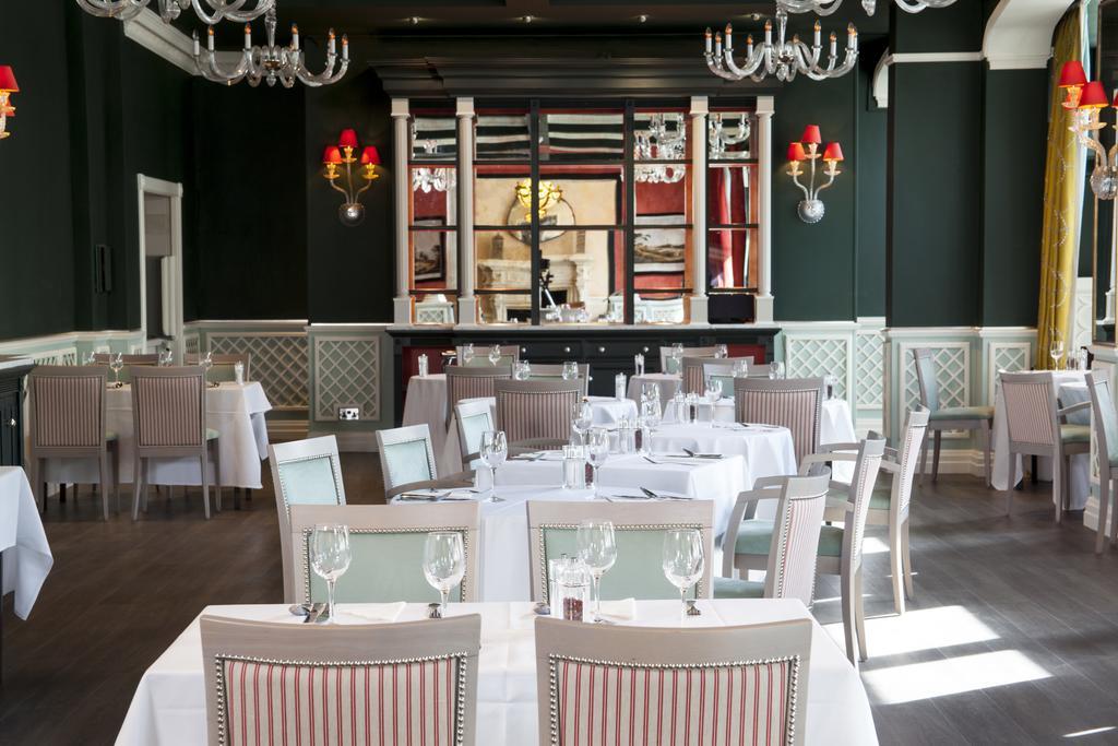 Bromley Court Hotel London Exterior photo